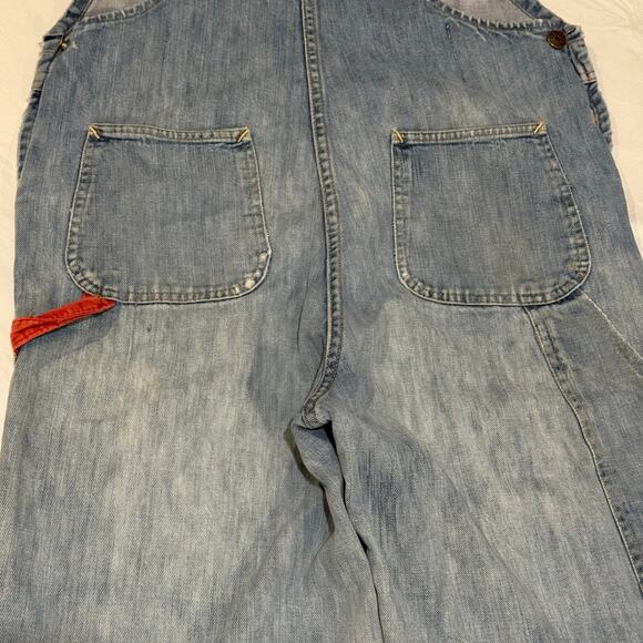 Vintage GWG Distressed Denim Overalls Flared Jeans Womens Size 32x32 Red Strap - Picture 6 of 14